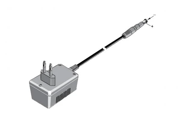 Fluke PM8907 Line Voltage Adapter/Battery Charger